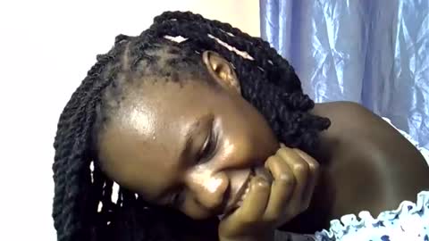 blue_savagee online show from November 19, 2025, 5:40 am