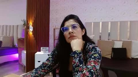 blue_tay1 online show from November 14, 2025, 12:15 pm