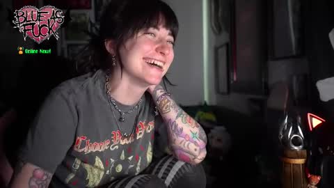 Blue online show from March 18, 2026, 1:09 am