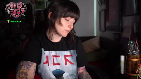 Blue online show from April 3, 2026, 1:58 am