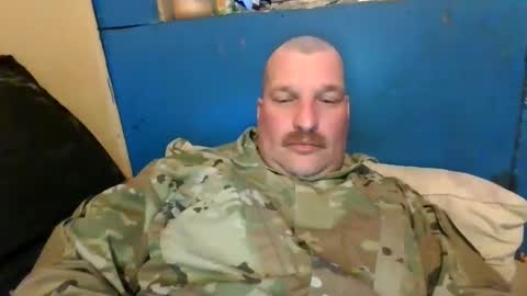 Snapshot of bluedemoneyes1986 chatting on March 9, 2025, 11:46 pm bluedemoneyes1986 online show from March 9, 2025, 11:46 pm