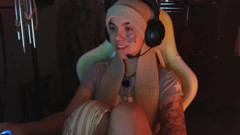 Blue online show from February 14, 2025, 9:45 am