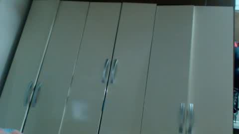 Snapshot of bluee_rose chatting on December 7, 2024, 12:41 am rose online show from December 7, 2024, 12:41 am