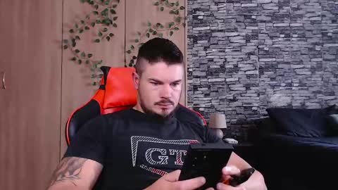 Snapshot of blueeyeboy0 chatting on April 30, 2026, 12:00 pm blueeyeboy0 online show from April 30, 2026, 12:00 pm