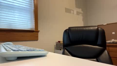 Snapshot of blueeyedddvixen chatting on January 7, 2026, 2:30 pm BlueEyedDDVixen online show from January 7, 2026, 2:30 pm