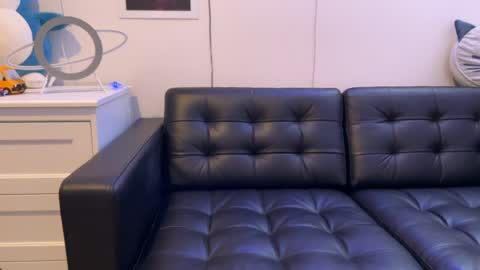 Snapshot of blueeyedtallguy chatting on December 9, 2024, 1:07 am blueeyedtallguy online show from December 9, 2024, 1:07 am