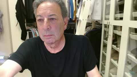 Snapshot of blueisles chatting on February 3, 2025, 1:52 am blueisles online show from February 3, 2025, 1:52 am