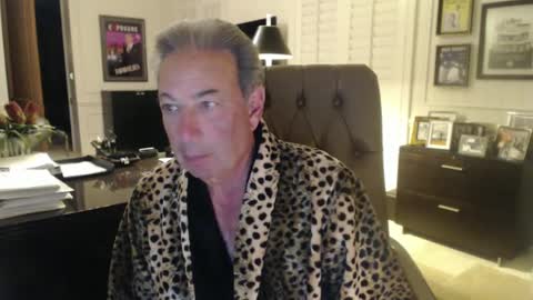 Snapshot of blueisles chatting on March 2, 2025, 11:53 pm blueisles online show from March 2, 2025, 11:53 pm