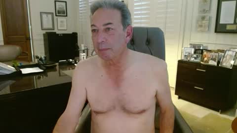 Snapshot of blueisles chatting on February 14, 2026, 7:21 pm blueisles online show from February 14, 2026, 7:21 pm