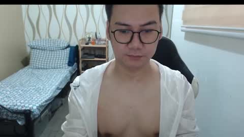Andy Tan online show from March 15, 2026, 10:27 pm