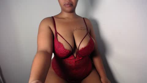 Snapshot of blueyivy chatting on June 12, 2026, 7:18 am Babygirl online show from June 12, 2026, 7:18 am