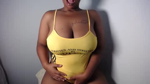 Snapshot of blueyivy chatting on July 15, 2026, 9:14 am Babygirl online show from July 15, 2026, 9:14 am