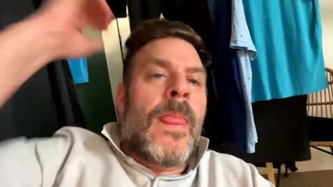 Blueyloey online show from December 31, 2024, 2:40 am