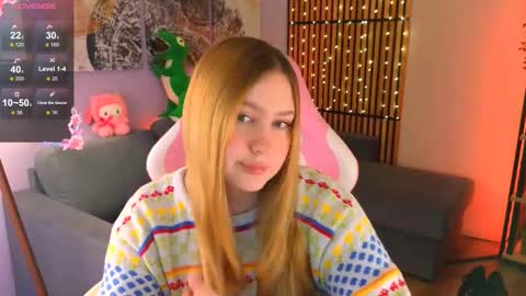 Ellie3 online show from March 5, 2025, 12:00 pm