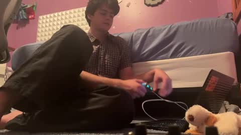 Snapshot of bluskyzz chatting on September 15, 2025, 2:11 am BluSky online show from September 15, 2025, 2:11 am