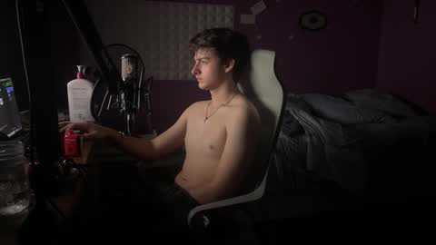 Snapshot of bluskyzz chatting on December 14, 2025, 11:48 am BluSky online show from December 14, 2025, 11:48 am