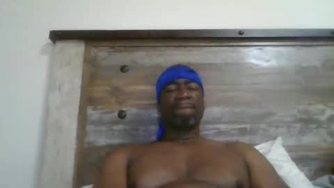 bluuthunder1914 online show from November 21, 2025, 12:32 am