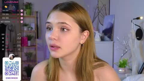 Erica online show from March 11, 2025, 8:42 pm