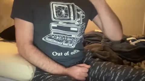 Snapshot of bmcmg chatting on November 11, 2025, 11:38 pm Brian mc online show from November 11, 2025, 11:38 pm