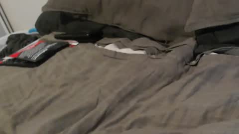 Snapshot of bob123478 chatting on December 21, 2024, 1:04 am bob online show from December 21, 2024, 1:04 am