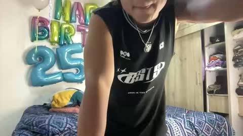 Bob  INDEPENDENT MODEL online show from October 1, 2025, 2:50 am