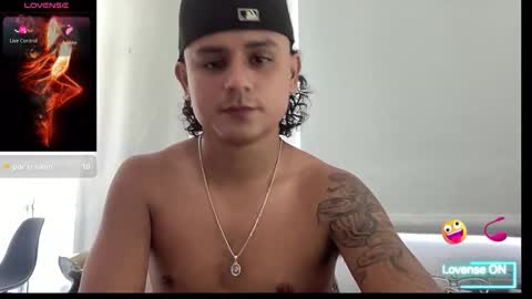 Bob  INDEPENDENT MODEL online show from October 23, 2025, 3:00 pm