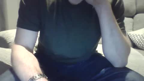Snapshot of bobby_113 chatting on January 15, 2026, 12:37 am bobby_113 online show from January 15, 2026, 12:37 am