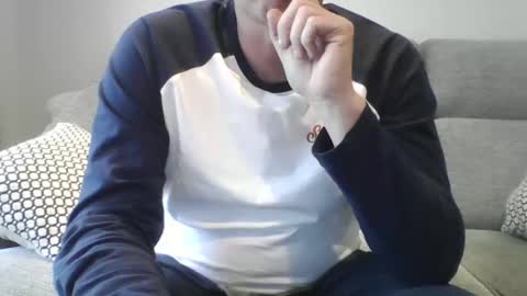 Snapshot of bobby_113 chatting on March 16, 2026, 12:53 pm bobby_113 online show from March 16, 2026, 12:53 pm