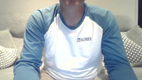 Snapshot of bobby_113 chatting on July 8, 2026, 12:04 am bobby_113 online show from July 8, 2026, 12:04 am