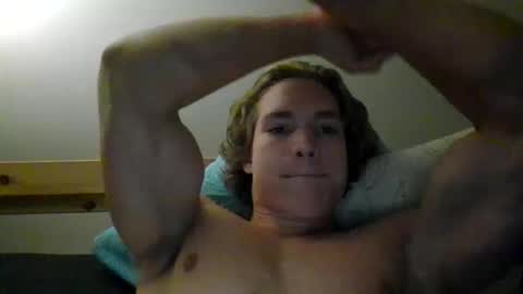 Snapshot of bobbydee35 chatting on October 10, 2025, 2:21 am bobbydee35 online show from October 10, 2025, 2:21 am