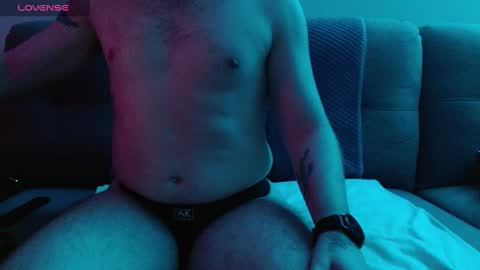 Bobby English online show from October 6, 2025, 6:33 am