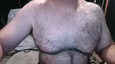 Snapshot of bobbyhill27b chatting on October 7, 2025, 5:21 pm BobbyHill27b online show from October 7, 2025, 5:21 pm