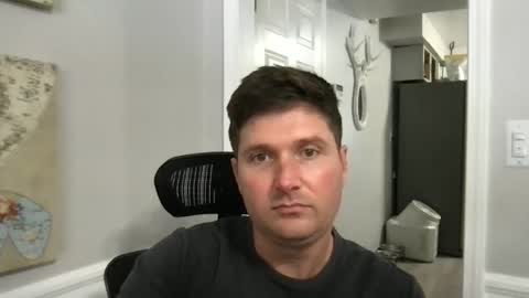 bobbylightfoot3 online show from January 25, 2025, 9:57 pm