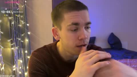 Snapshot of bobbypatterson_ chatting on January 31, 2025, 5:53 pm BobbyPattersonPVT-OFFER online show from January 31, 2025, 5:53 pm