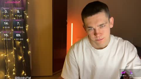 Snapshot of bobbypatterson_ chatting on February 7, 2025, 7:06 pm BobbyPattersonPVT-OFFER online show from February 7, 2025, 7:06 pm