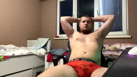 bobi2202 online show from January 4, 2025, 11:27 pm