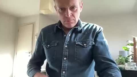 ask me online show from November 4, 2025, 8:35 am