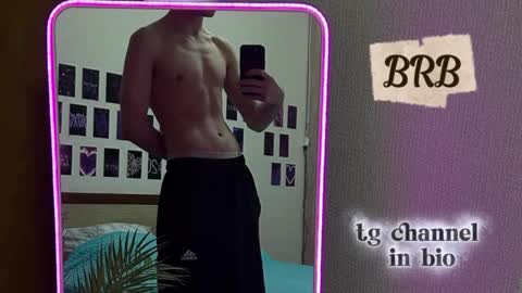 ALEXPVT IS OPEN online show from November 4, 2025, 10:47 am