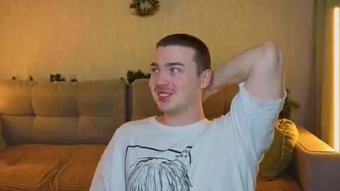 ALEXPVT IS OPEN online show from January 13, 2026, 7:46 am