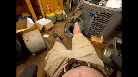 bombinshaman online show from April 7, 2026, 8:09 pm