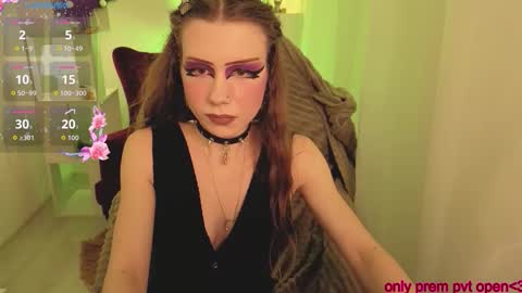 Karen online show from December 15, 2025, 4:00 pm