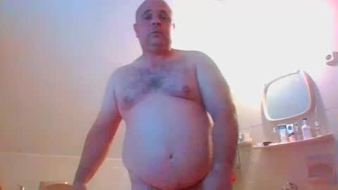Snapshot of bondsuckslut chatting on May 15, 2026, 5:31 pm borntosuck online show from May 15, 2026, 5:31 pm