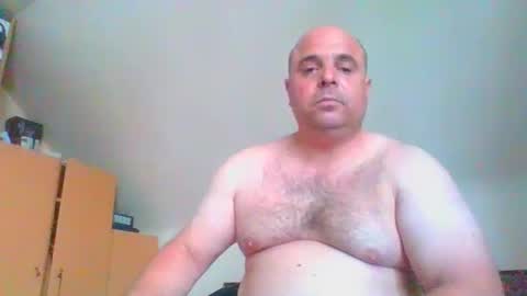 Snapshot of bondsuckslut chatting on May 17, 2026, 1:07 pm borntosuck online show from May 17, 2026, 1:07 pm