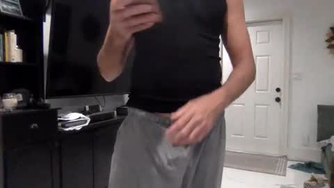 Snapshot of bonerboy100 chatting on February 23, 2026, 11:35 pm bonerboy100 online show from February 23, 2026, 11:35 pm