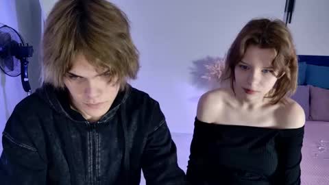 Snapshot of bonnie_and_c1yde chatting on December 17, 2025, 5:08 pm Jessy Mark online show from December 17, 2025, 5:08 pm