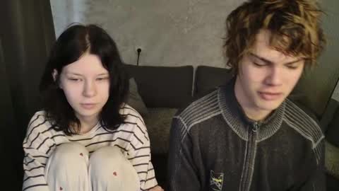 Jessy  Mark online show from March 25, 2026, 5:13 am