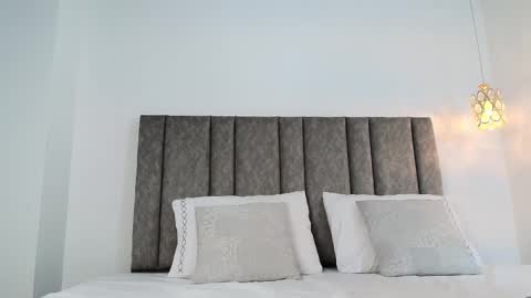 Bonnie online show from October 25, 2025, 6:32 am