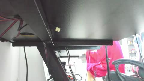 becky online show from November 10, 2025, 6:51 pm