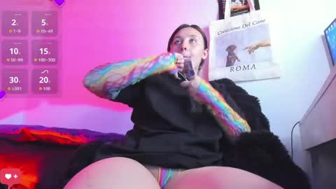 Snapshot of bonnie_moon_ chatting on May 14, 2026, 7:42 pm Bonnie Help me reach 500 likes online show from May 14, 2026, 7:42 pm