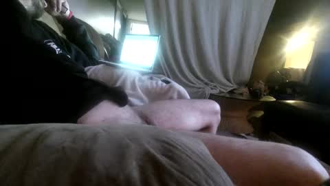 Snapshot of bonnieanclyde09 chatting on October 9, 2025, 6:44 am bonnieanclyde09 online show from October 9, 2025, 6:44 am